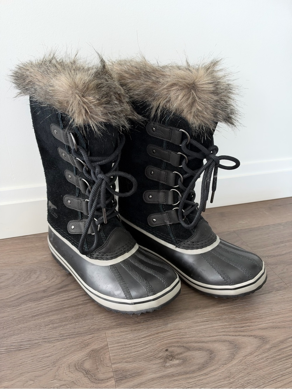 Sorel Joan of Arctic